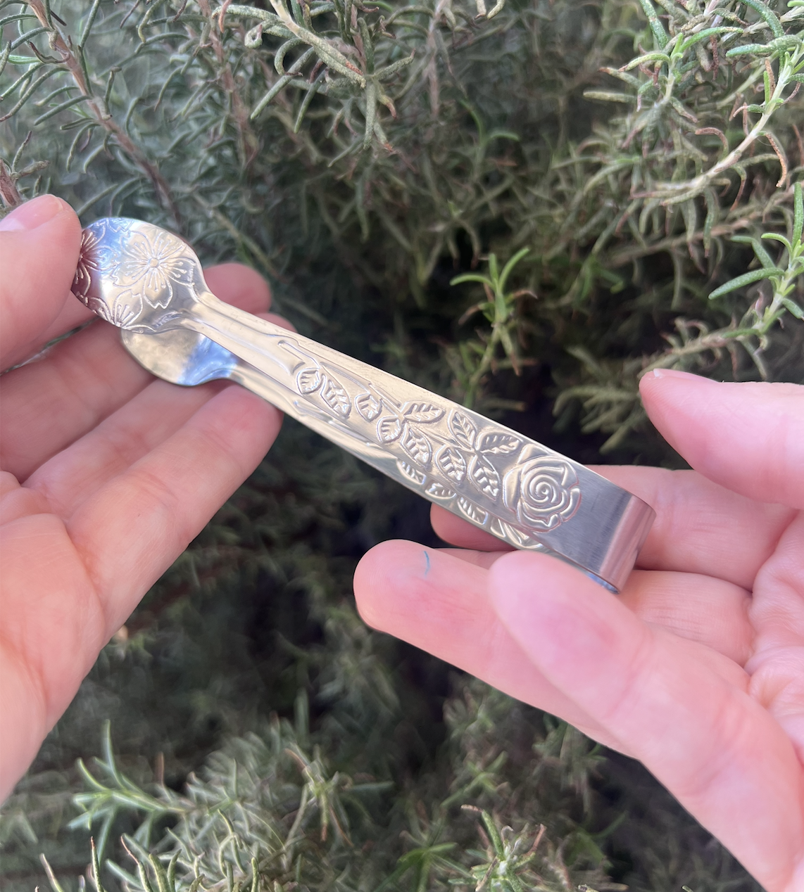 Pinzas para carbón⎮Grabada plateada